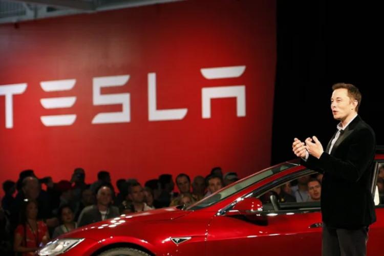 ABD'li milyarder Musk: Yeni Tesla fabrikaları milyarlarca dolar kaybetti