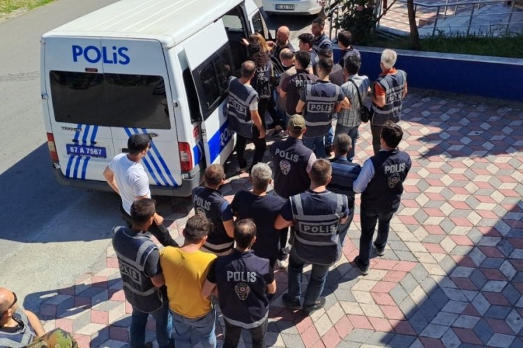 Fuhuş operasyonundaki 11 ş&uuml;pheli adliyeye sevk edildi