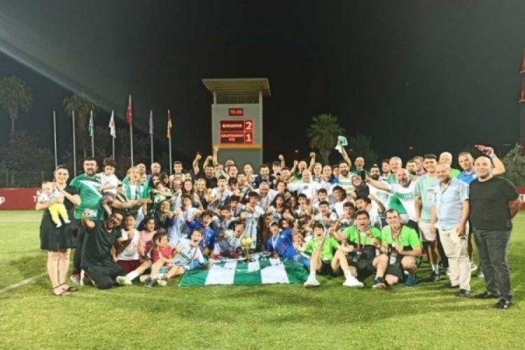 Şampiyon U 14'de Vakıfk&ouml;y'de karşılama t&ouml;reni