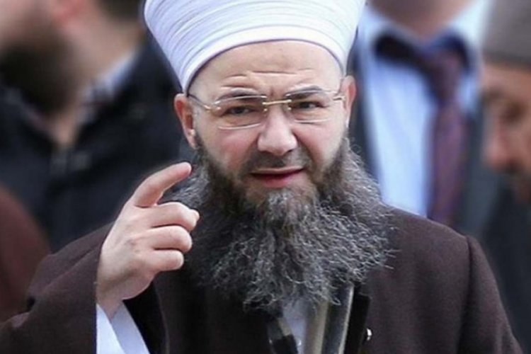 Hayatını kaybeden Mahmut Ustaosmanoğlu'nun C&uuml;bbeli Ahmet Hoca'ya vasiyeti dikkat &ccedil;ekti