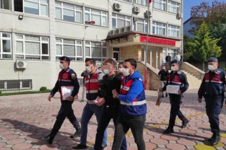Eşine istek g&ouml;nderdiği i&ccedil;in kuzenini &ouml;ld&uuml;rm&uuml;şt&uuml;: kendimi savundum dedi