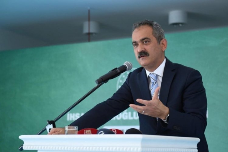 Bakan &Ouml;zer: 2021'in sonu itibariyle &uuml;lkemizde k&uuml;t&uuml;phanesiz okul yok&nbsp;