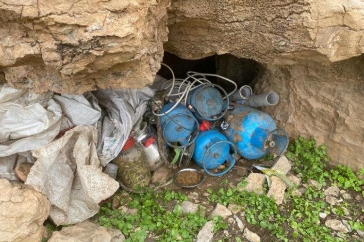 PKK'ya ait silah ve m&uuml;himmat ele ge&ccedil;irildi