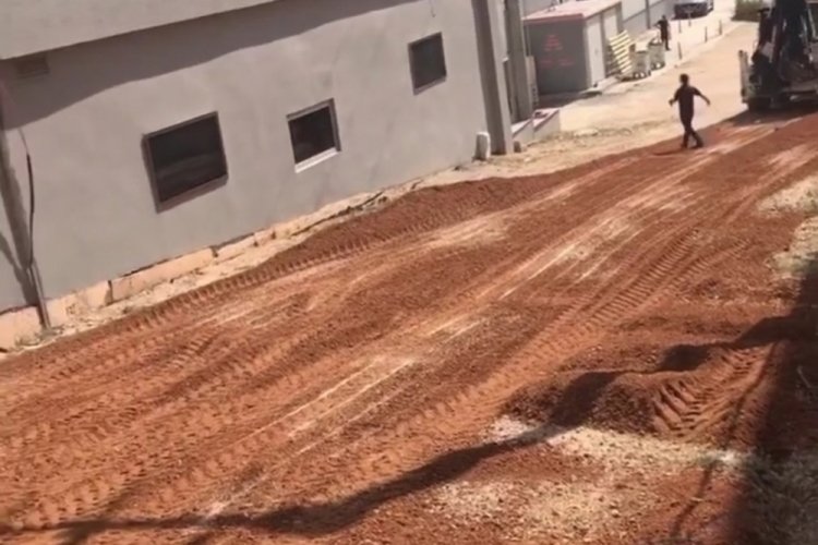 Bursa'da G&ouml;r&uuml;kle Sanayi B&ouml;lgesi&nbsp;asfaltlanıyor