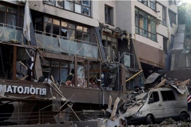 Rusya yeniden saldırdı: Kiev'de art arda patlamalar