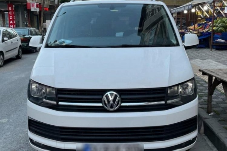 &Ccedil;aldıkları motosikleti minib&uuml;sle g&ouml;t&uuml;rd&uuml;ler