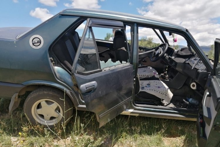 İki otomobilin &ccedil;arpıştığı kazada 1 yaralı