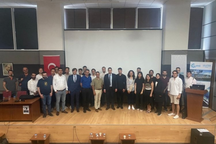 Bursa Uludağ &Uuml;niversitesi'nde Otonom servis aracı tasarımı sergilendi
