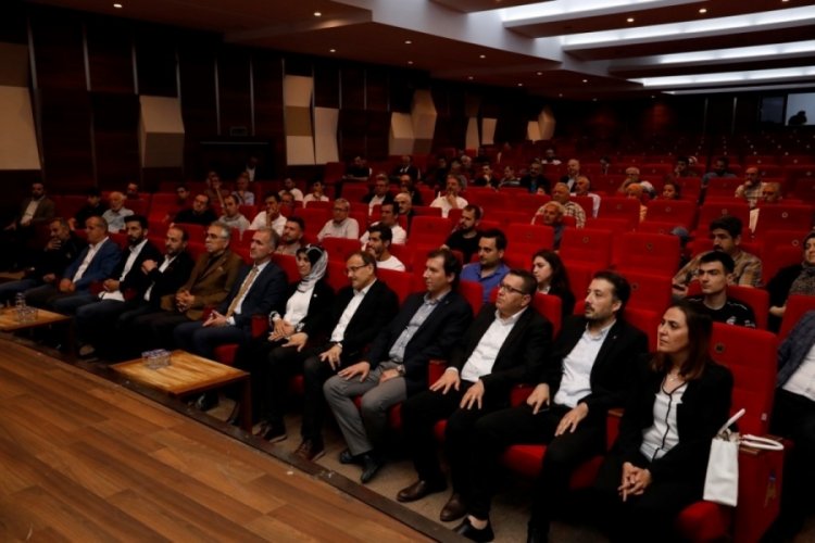 Bursa İneg&ouml;l'de 'Ekonomi ve Dış Politikada Neler Oluyor' semineri