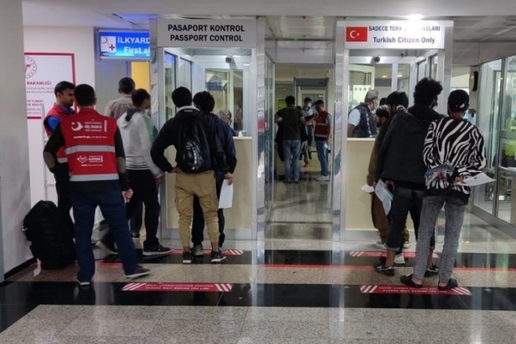 107 g&ouml;&ccedil;men, Malatya'dan sınır dışı edildi