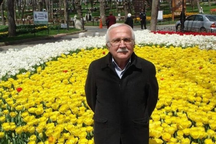 Denizde kalp krizi ge&ccedil;iren &ouml;ğretmen hayatını kaybetti