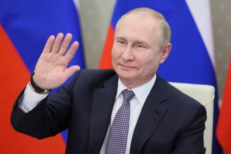 Putin savaş sonrası ilk yurt dışı ziyaretini ger&ccedil;ekleştirdi