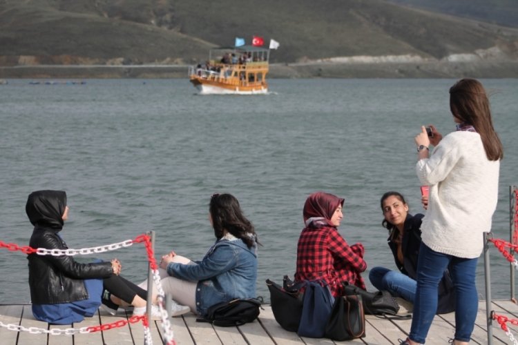 Bayburt'un Demir&ouml;z&uuml; Barajı'ı tam doluluğa ulaştı