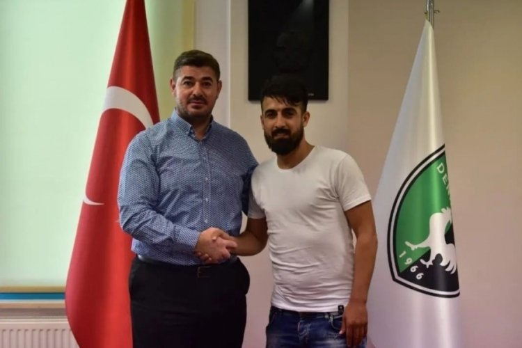 Denizlispor'da Muğdat &Ccedil;elik ile yollar ayrıldı