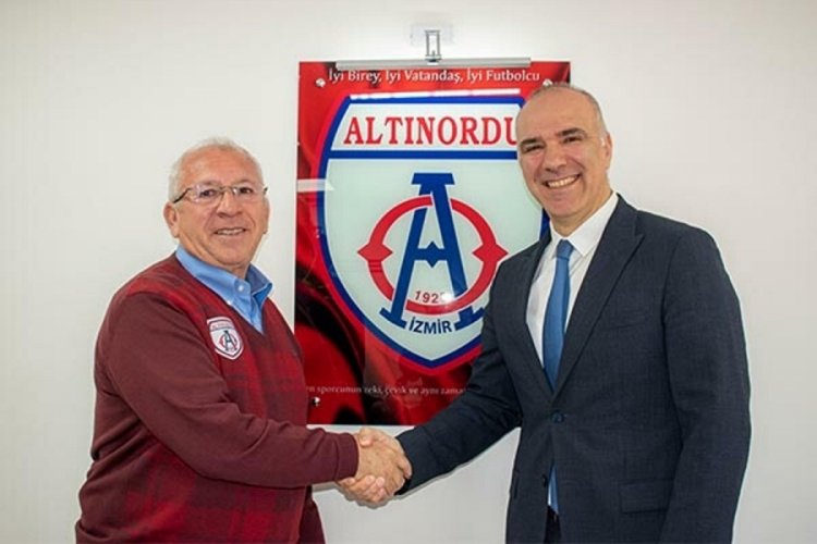 Altınordu'da Mehmet Necati &Ouml;zdeniz ile yollar ayrıldı