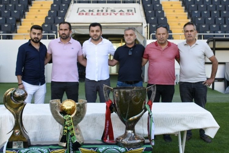 Akhisarspor'da Theofanis Gekas geri d&ouml;n&uuml;yor