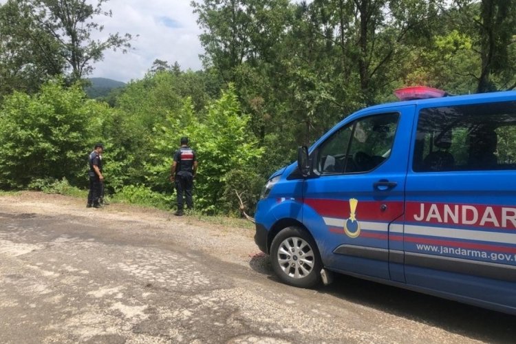 Ortağını pompalı t&uuml;fekle vuran şahış cansız bedeni ormanlık alanda bıraktı