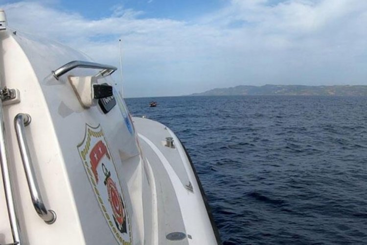 &Ccedil;anakkale a&ccedil;ıklarında 66 ka&ccedil;ak g&ouml;&ccedil;men daha kurtarıldı