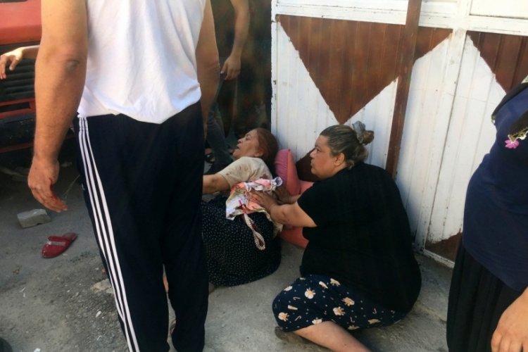 Gecekonduda oturan akrabalarına saldırdı: 3 yaralı