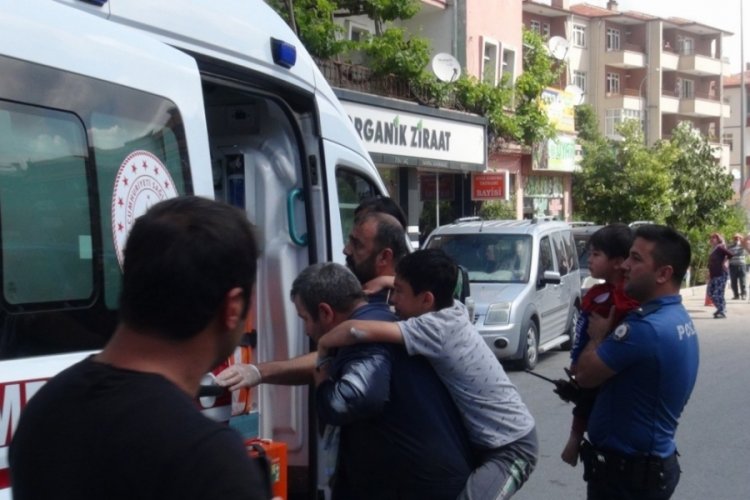 Afgan ailenin evinde yangın: 5 kişi hastaneye kaldırıldı