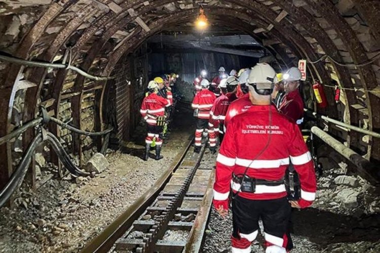 K&uuml;tahya'da maden ocağında 'g&ouml;&ccedil;&uuml;k' tatbikatı yapıldı