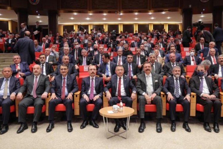 Bakan Nebati iş d&uuml;nyasından temsilcilerle bir araya geldi