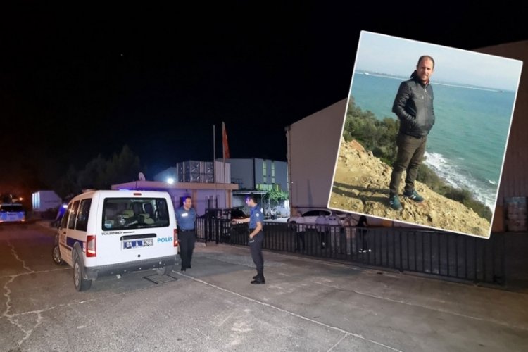Kadın cinayetini &ouml;nlemek istedi, eşinin g&ouml;z&uuml; &ouml;n&uuml;nde &ouml;ld&uuml;r&uuml;ld&uuml;