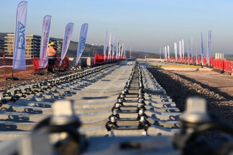 Bursa'da hızlı tren hattında &ccedil;alışmalar hızla s&uuml;r&uuml;yor (&Ouml;ZEL HABER)