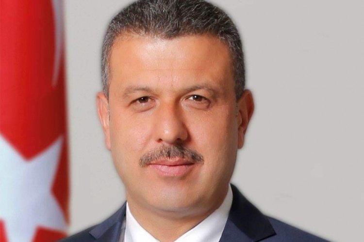 Şefik &Ccedil;akıcı, istifa etti