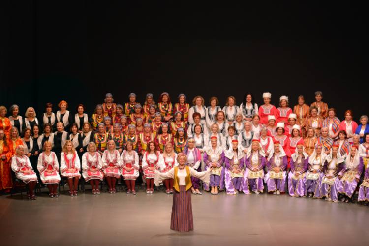 60. Uluslararası Bursa Festivali'nde Kadın Korosu r&uuml;zgarı esecek