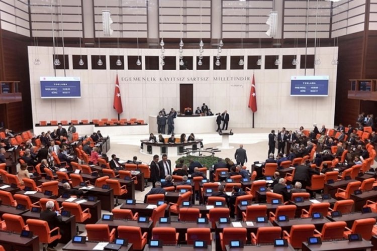 AK Parti'nin kanun teklifine CHP'den destek: Düşman değiliz