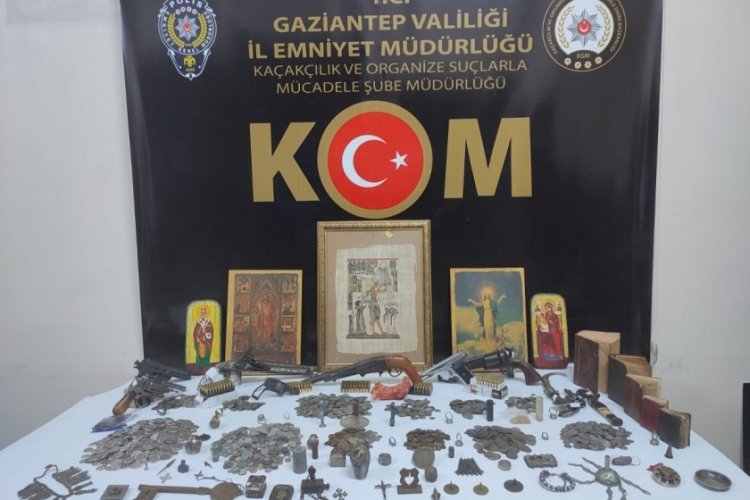 Gaziantep'te tarihi eser operasyonuna g&ouml;zaltı