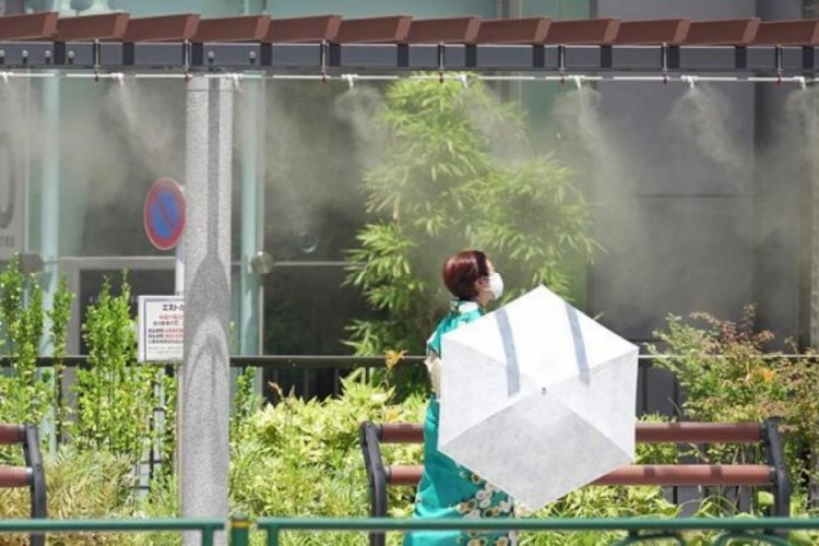 Japonya'da aşırı sıcaklardan &ouml;len sayısı 17'ye y&uuml;kseldi