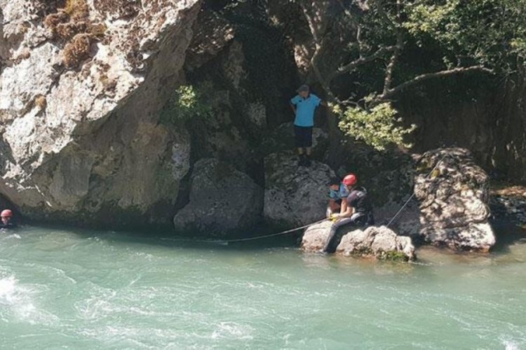 Kayıp hemşireyi arama &ccedil;alışmaları d&ouml;rt koldan devam ediyor