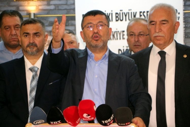 CHP'li Veli Ağbaba: A&ccedil;lık sınırı altında &uuml;cret olmamalı