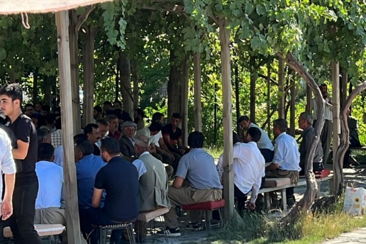 Ter&ouml;ristlerden hain saldırı: 2 korucu şehit