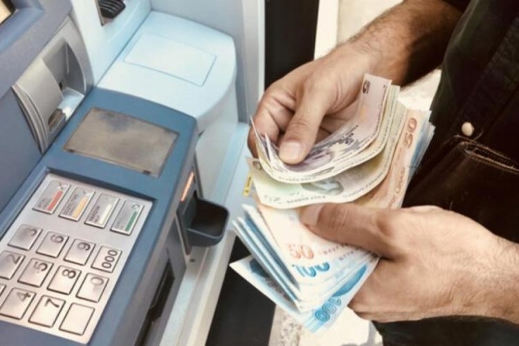 Emekliler bayram ikramiyelerini bu g&uuml;nden itibaren almaya başlıyor