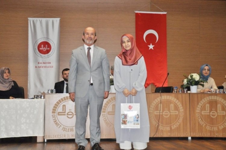 Hafızlık yarışmasında b&ouml;lge birincisi Bursa Mustafakemalpaşa'dan