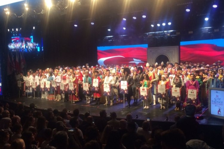 Altın Karag&ouml;z halk dansları yarışması başladı