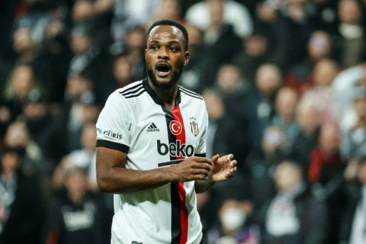 Cyle Larin, Beşiktaş'a veda etti