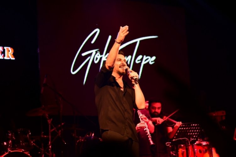 G&ouml;khan Tepe, Ebru G&uuml;ndeş'in alb&uuml;m m&uuml;jdesini Bursa'dan duyurdu