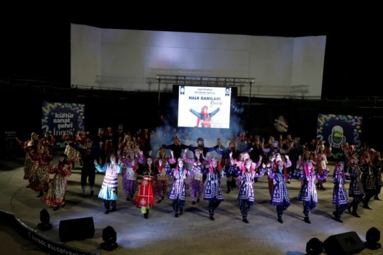 Bursa İneg&ouml;l'de Halk Dansları Topluluğundan muhteşem g&ouml;steri