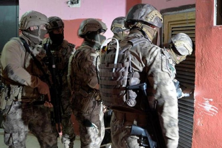 İstanbul'da d&uuml;zenlenen DEAŞ operasyonunda 19 ş&uuml;pheli g&ouml;zaltına alındı