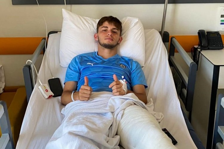 Manisa FK'ye  Mehmet Ali &Ccedil;elik'ten k&ouml;t&uuml; haber
