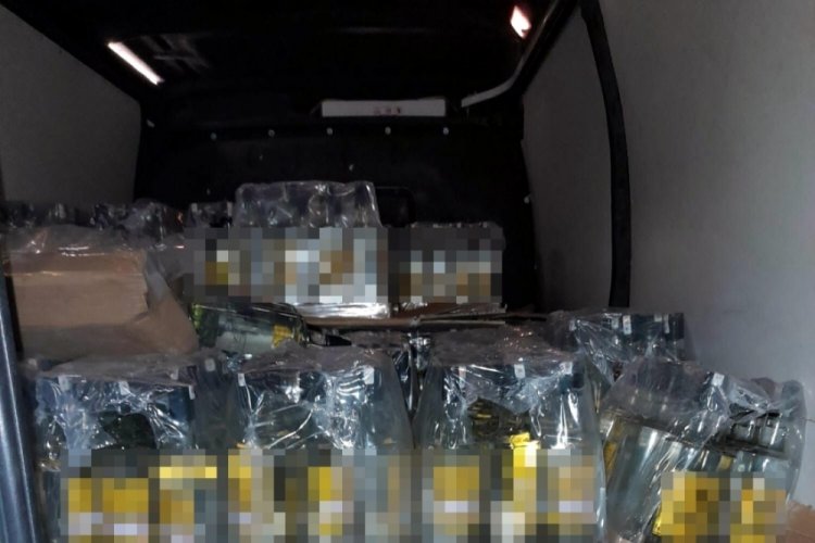 Muğla'da binlerce şişe sahte i&ccedil;ki ele ge&ccedil;irildi