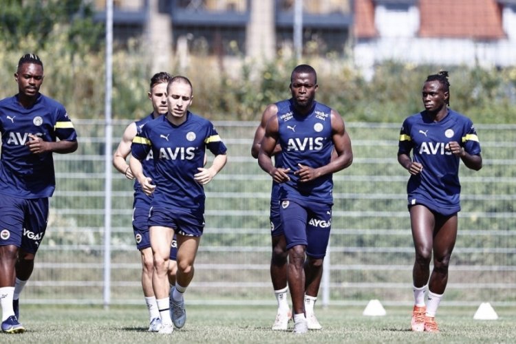 Fenerbah&ccedil;e'de hazırlık ma&ccedil;ının g&uuml;n&uuml; değişti