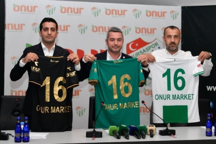 Bursaspor forma kol sponsorluğu sayesinde kasasına 600 bin TL koydu