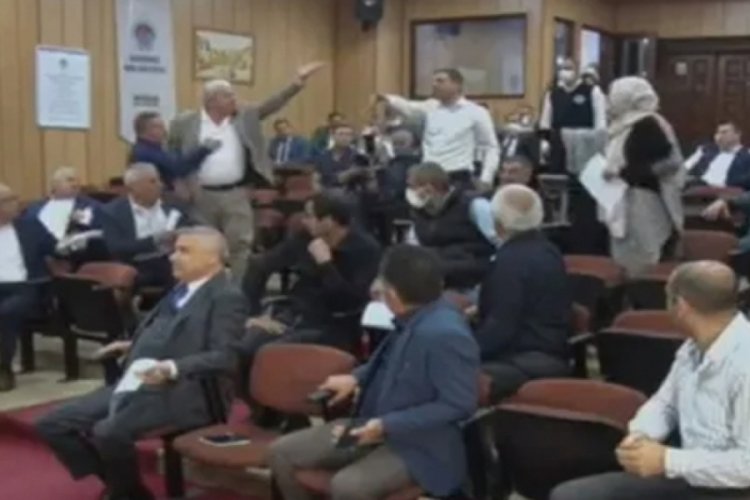 "Yazıklar olsun sizin gibi K&uuml;rtlere" s&ouml;zleri gerginlik yarattı