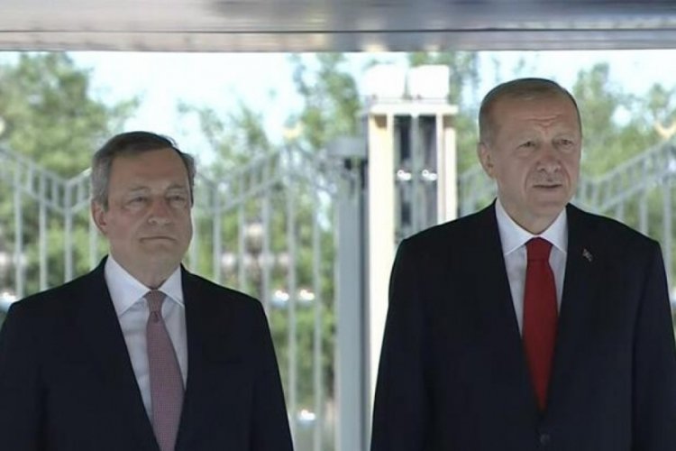 Cumhurbaşkanı Erdoğan Draghi'yi resmi t&ouml;renle karşıladı