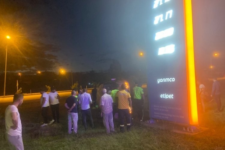 Minib&uuml;s tabelaya &ccedil;arptığı kazada 1 kişi &ouml;ld&uuml;